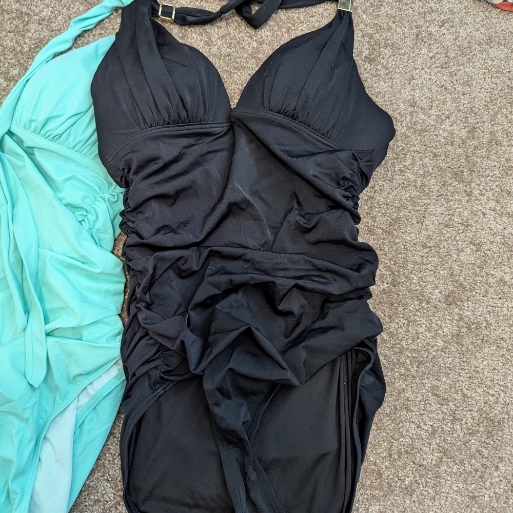 ‼️Final Markdown ‼️ VS The Harlow Push-Up One-Piece Swimsuit